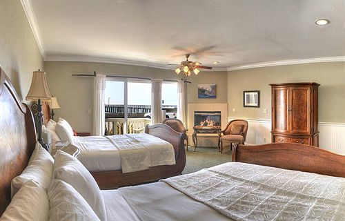 On The Beach Bed And Breakfast Cayucos Exterior photo